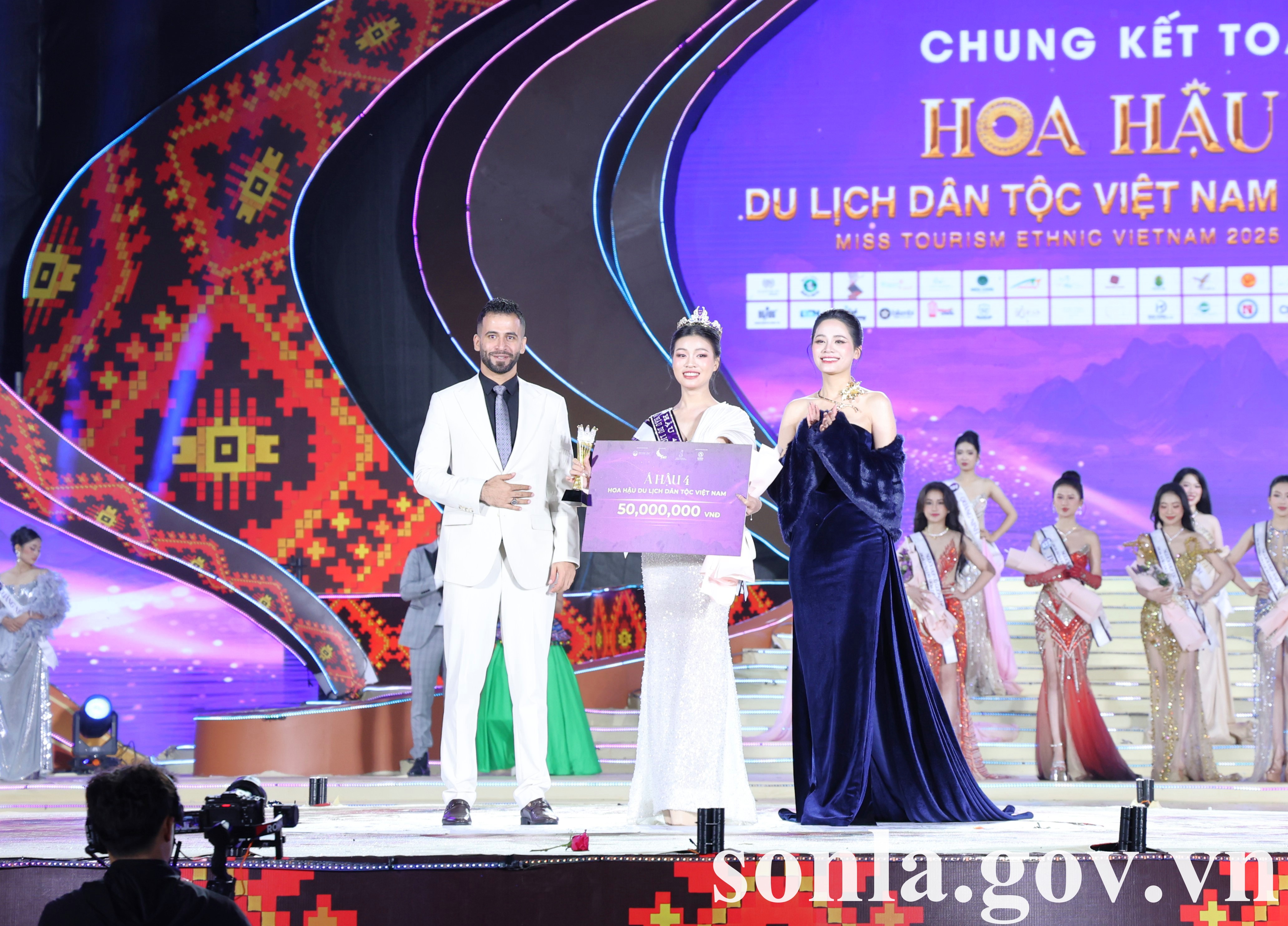 anh tin bai